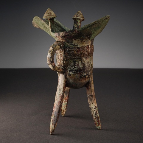 古玩銅器夔龍紋青銅爵真品鑒賞圖