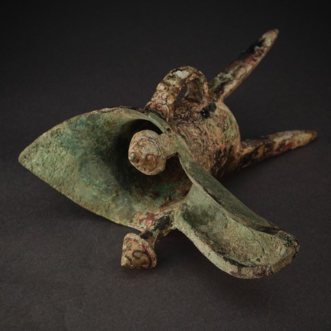 古玩銅器夔龍紋青銅爵真品鑒賞圖
