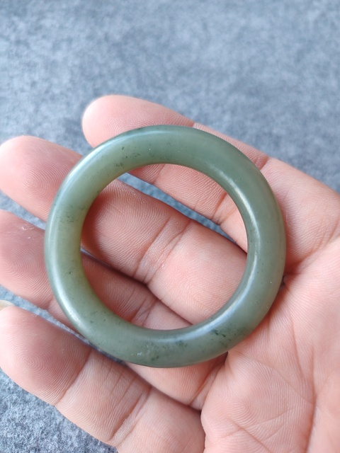 古玩玉器和田玉雕“素紋環(huán)”真品鑒賞圖