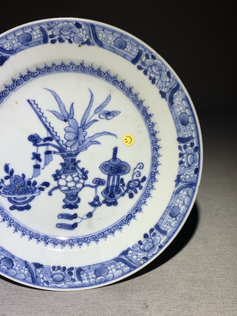 古玩陶瓷青花博古花卉紋盤真品鑒賞圖