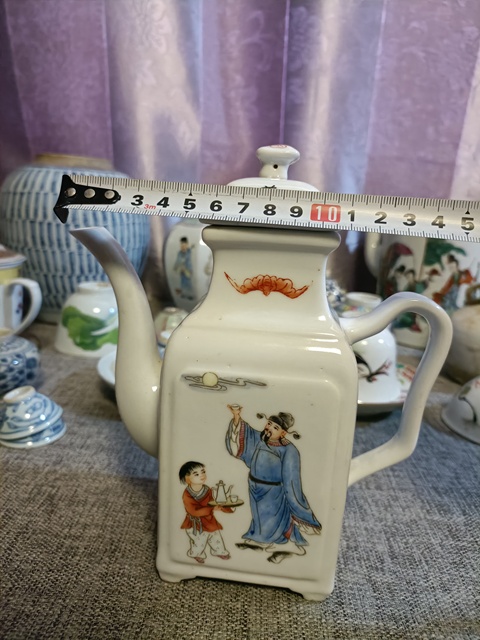 古玩陶瓷粉彩人物故事紋酒壺真品鑒賞圖