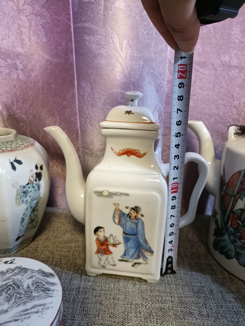 古玩陶瓷粉彩人物故事紋酒壺真品鑒賞圖