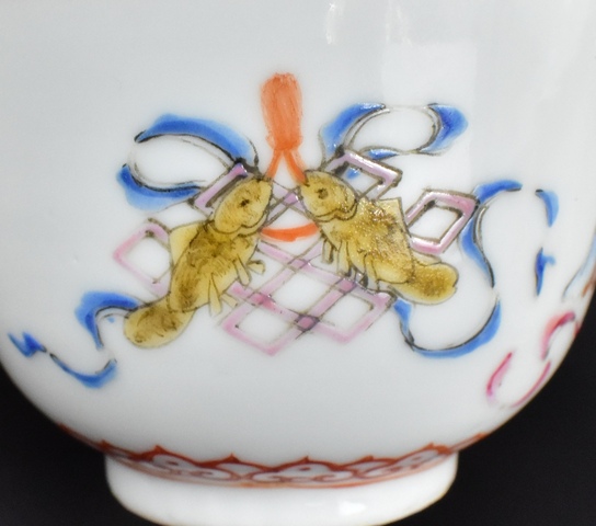古玩陶瓷民國 八寶紋鈴鐺杯真品鑒賞圖