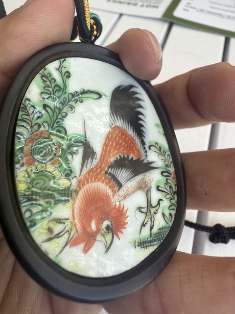 古玩陶瓷大雞圖廣彩飾品真品鑒賞圖
