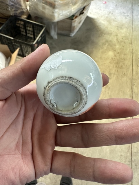 古玩陶瓷礬紅少獅水罐拍賣,當前價格1000元
