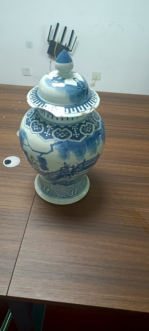古玩陶瓷青花仕女嬰戲圖蓋罐，模糊，偏老真品鑒賞圖