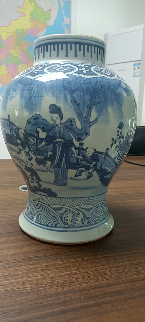 古玩陶瓷青花仕女嬰戲圖蓋罐，模糊，偏老真品鑒賞圖