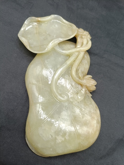 古玩玉器和田玉雕“荷葉形”筆洗真品鑒賞圖