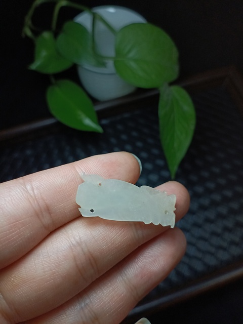 古玩玉器(放漏,不比價格比質量!)清代和田白玉雕“壽星”拍賣,當前價格688元