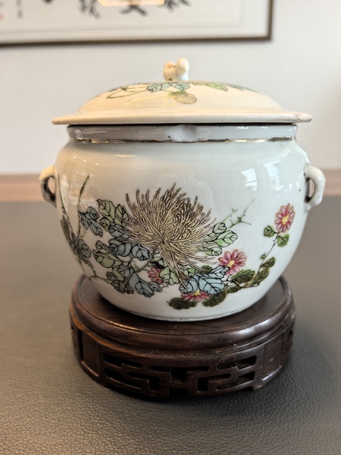 古玩陶瓷民國名家粉彩花卉紋粥罐真品鑒賞圖