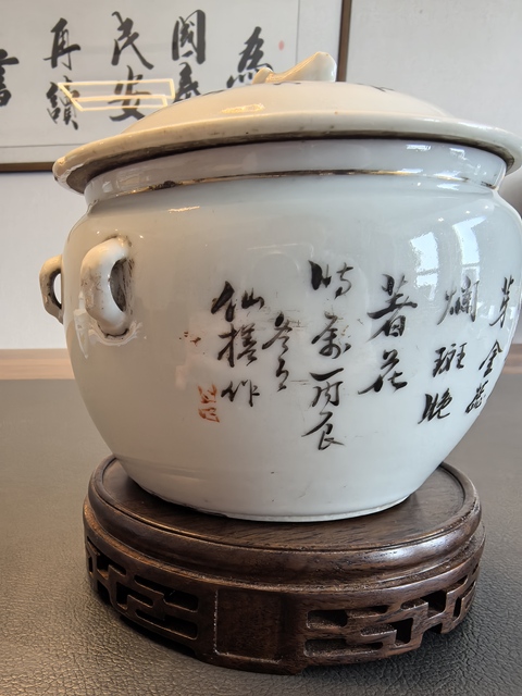 古玩陶瓷民國名家粉彩花卉紋粥罐真品鑒賞圖