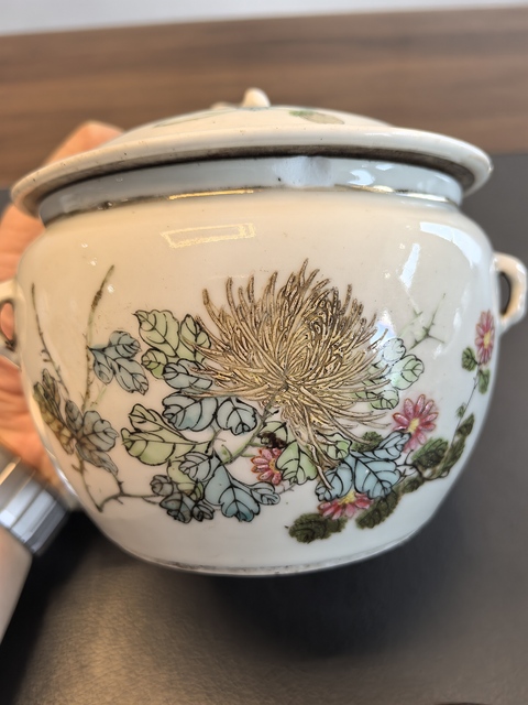古玩陶瓷民國名家粉彩花卉紋粥罐真品鑒賞圖