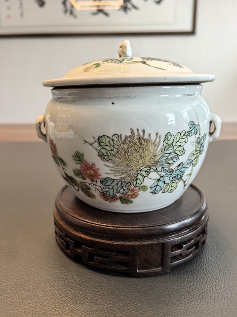 古玩陶瓷民國名家粉彩花卉紋粥罐真品鑒賞圖