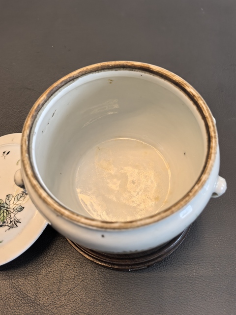 古玩陶瓷民國名家粉彩花卉紋粥罐真品鑒賞圖