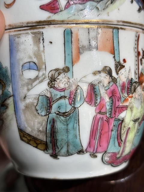 古玩陶瓷粉彩人物紋蓋缸真品鑒賞圖