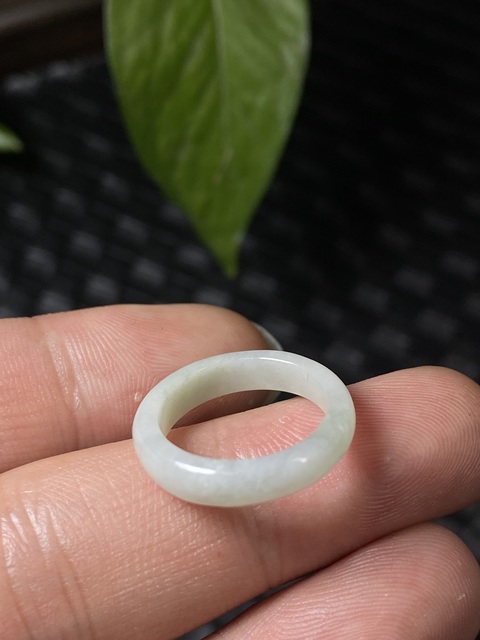 古玩玉器清天然翡翠戒指拍賣,當前價格800元