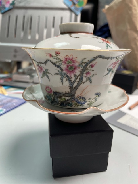 古玩陶瓷民國細路粉彩蓋碗真品鑒賞圖