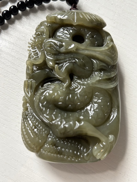 古玩玉器和田玉雕“龍紋掛件”真品鑒賞圖