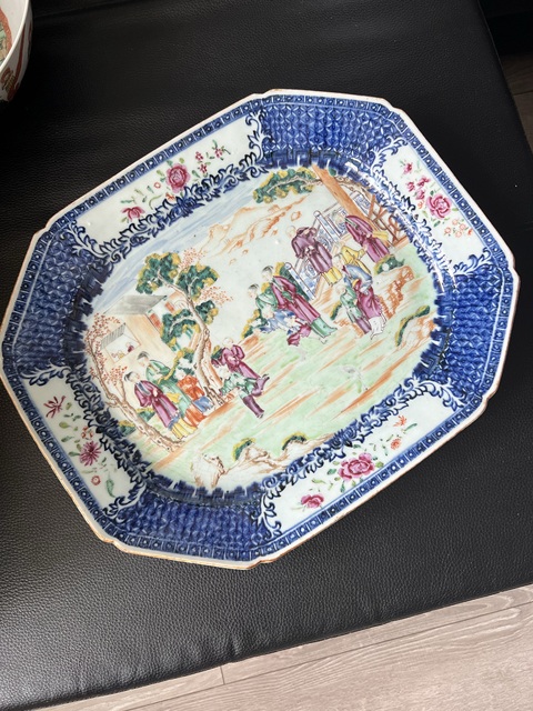 古玩陶瓷青花廣彩人物盤真品鑒賞圖