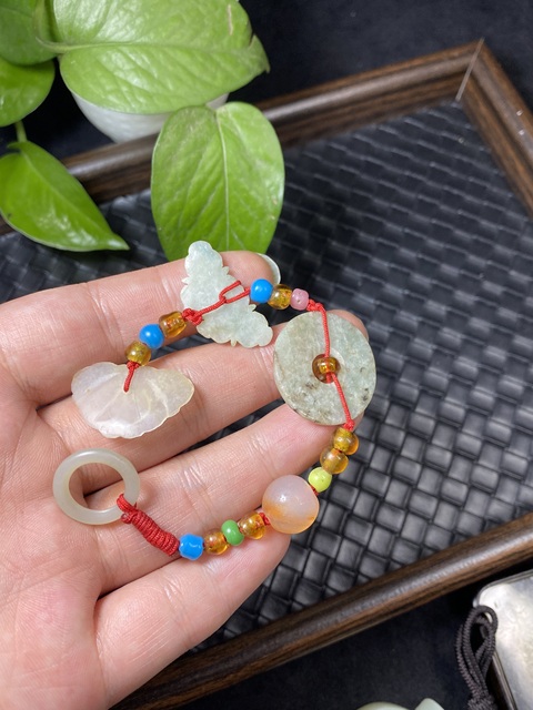 古玩玉器清代和田玉自編掛飾拍賣,當前價格1600元
