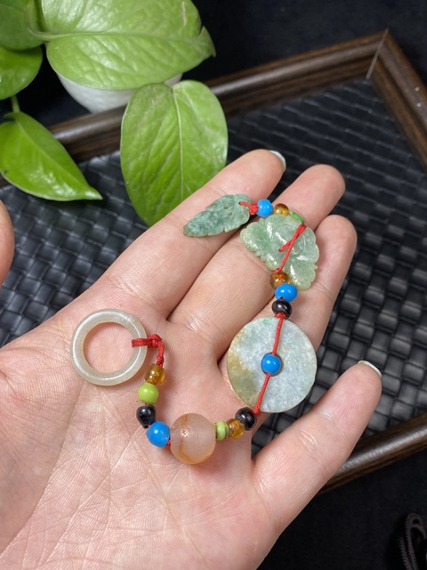 古玩玉器清代和田白玉自編掛飾拍賣,當前價格1800元