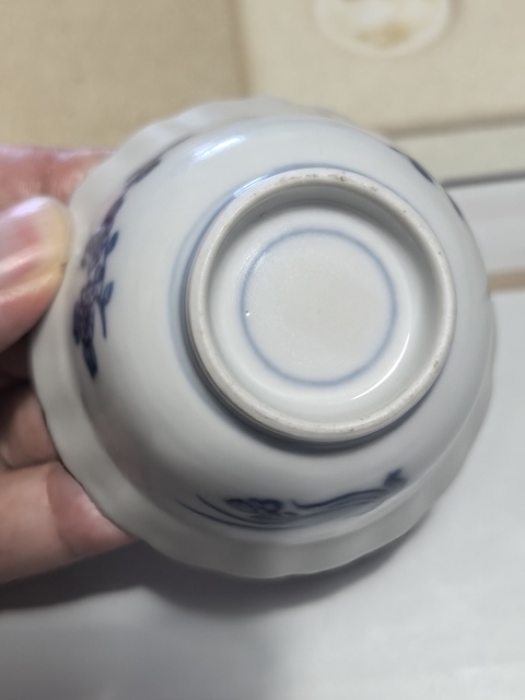 古玩陶瓷花卉紋青花杯真品鑒賞圖