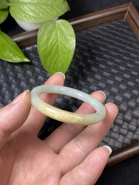 古玩玉器清代天然翡翠美人手鐲拍賣，當前價格11000元