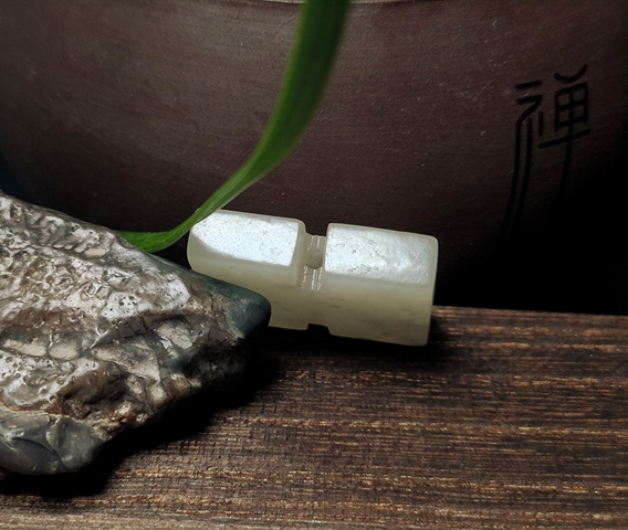 古玩玉器明代和田玉雕“工字佩”拍賣,當前價格3500元