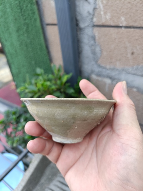 古玩陶瓷耀州窯青釉花卉紋茶盞真品鑒賞圖
