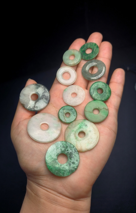 古玩玉器（放漏拍）清代天然翡翠“平安扣”一手拍賣，當前價格990元