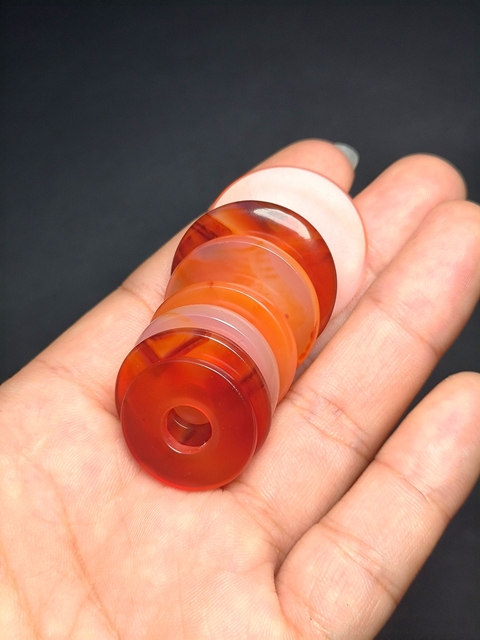 古玩玉器紅瑪瑙“平安扣”真品鑒賞圖