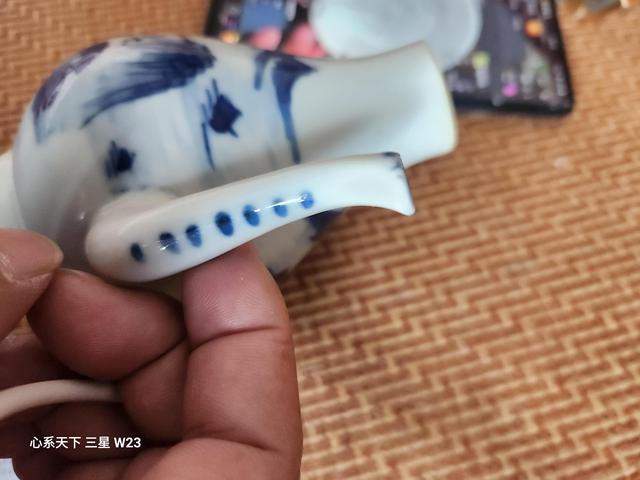 古玩陶瓷青花山水人物酒壺真品鑒賞圖