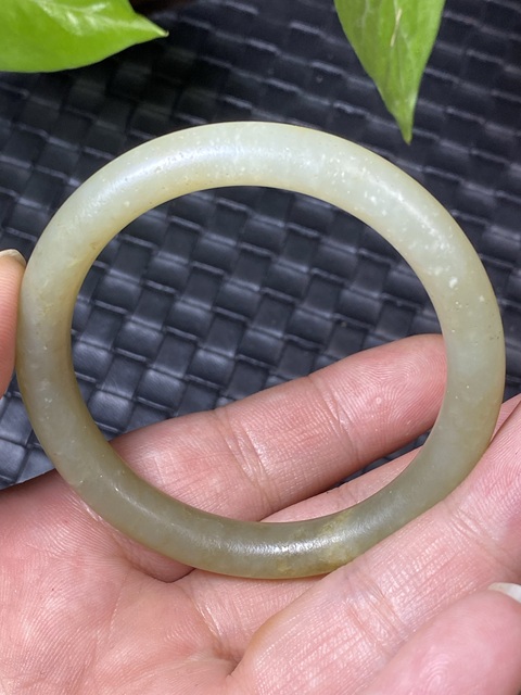 古玩玉器和田玉雕“素紋手鐲”真品鑒賞圖