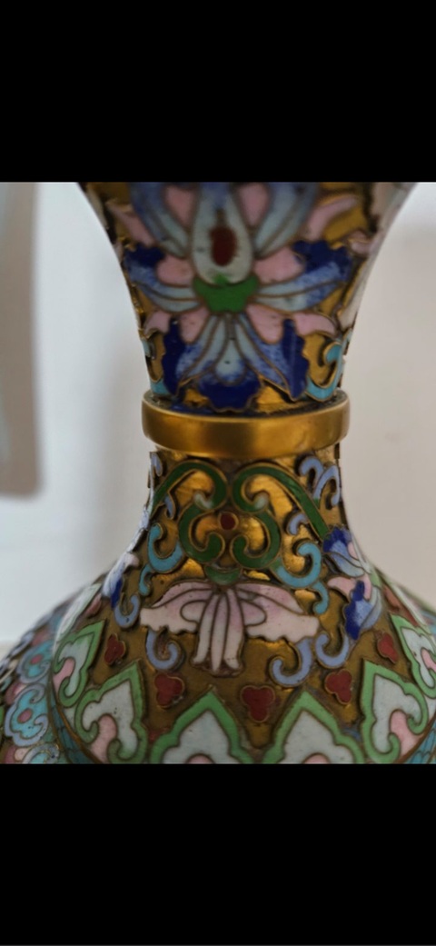 古玩陶瓷花卉紋蒜頭瓶真品鑒賞圖