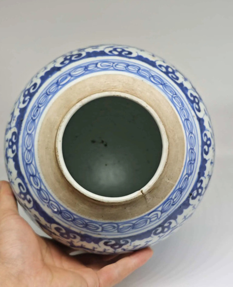 古玩陶瓷清中期花卉紋青花罐拍賣,當(dāng)前價(jià)格299元