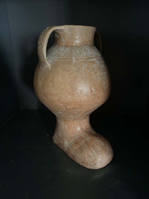 古玩陶瓷齊家文化·靴型壺真品鑒賞圖