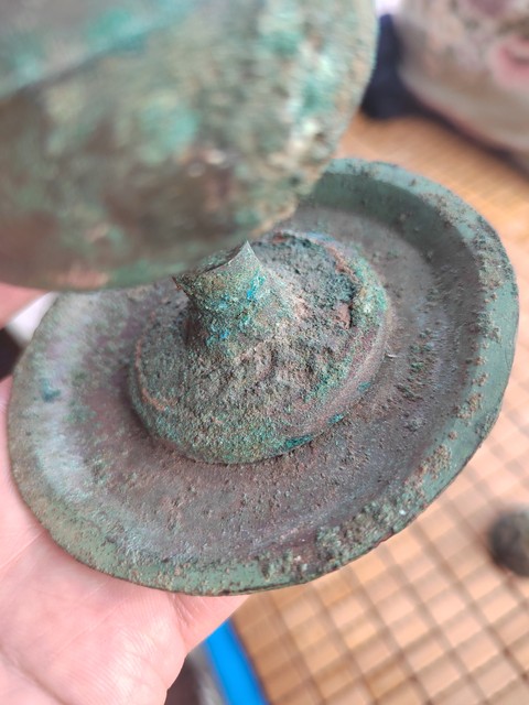 古玩銅器博山爐真品鑒賞圖