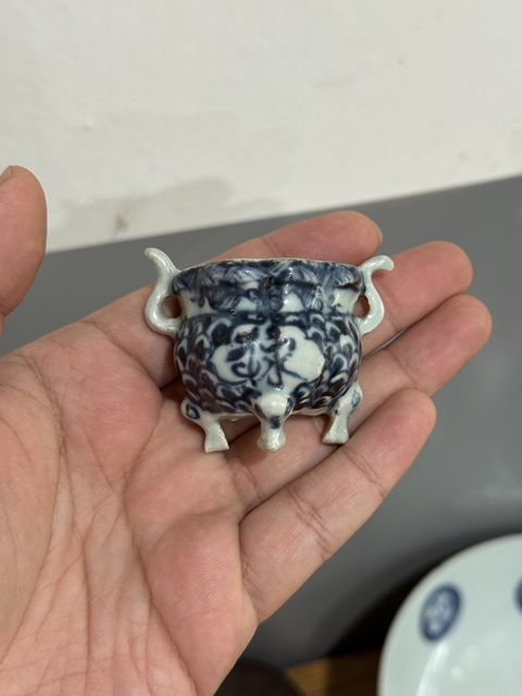 古玩陶瓷青花祿紋壁爐真品鑒賞圖