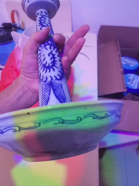 古玩陶瓷青花淡描花卉紋燭臺真品鑒賞圖