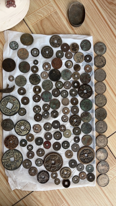 古玩錢幣咸豐寶武當百真品鑒賞圖