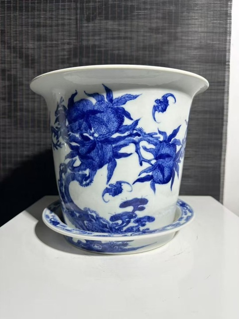 古玩陶瓷青花九桃花卉紋花盆真品鑒賞圖