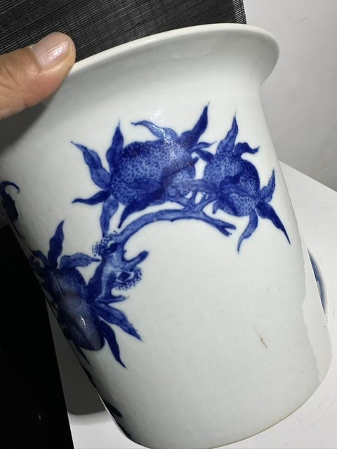 古玩陶瓷青花九桃花卉紋花盆真品鑒賞圖