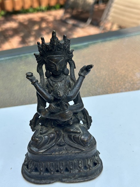 古玩銅器佛像真品鑒賞圖