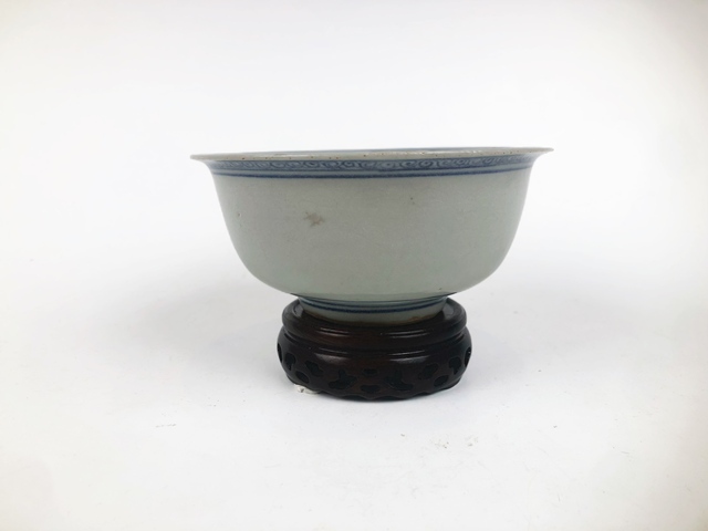 古玩陶瓷明代·青花留白折沿碗拍賣,當(dāng)前價格0元