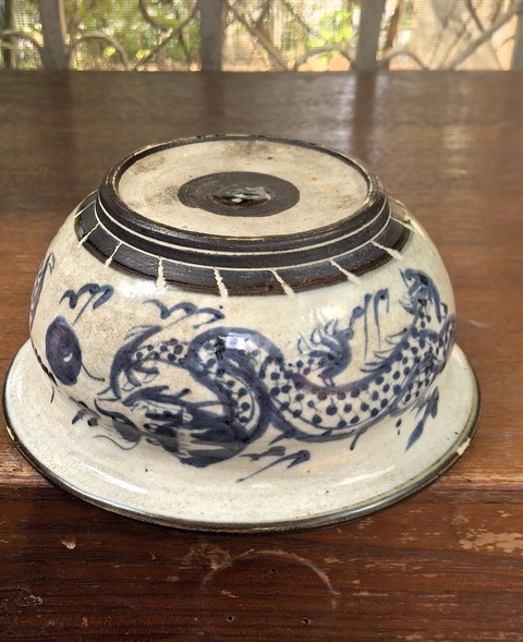 古玩陶瓷龍紋青花香爐真品鑒賞圖