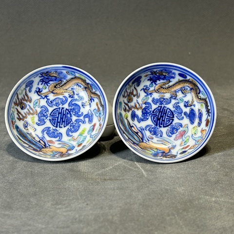 古玩陶瓷青花加彩龍紋盤真品鑒賞圖