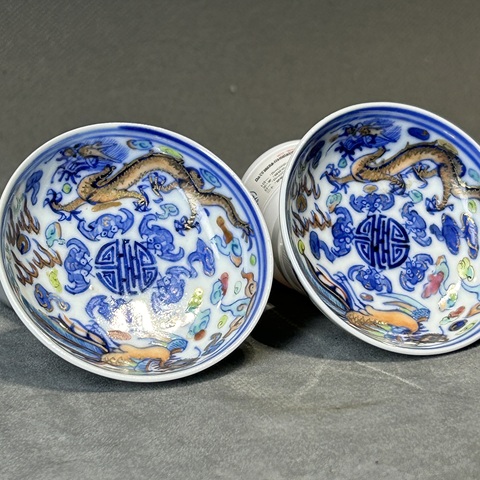 古玩陶瓷青花加彩龍紋盤真品鑒賞圖