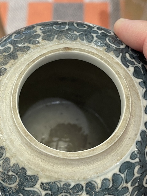 古玩陶瓷青花纏枝牡丹花卉紋罐真品鑒賞圖