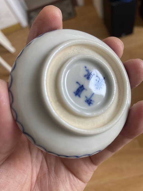 古玩陶瓷青花人物印盒真品鑒賞圖