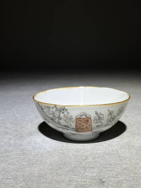 古玩陶瓷福壽梅紋茶圓真品鑒賞圖